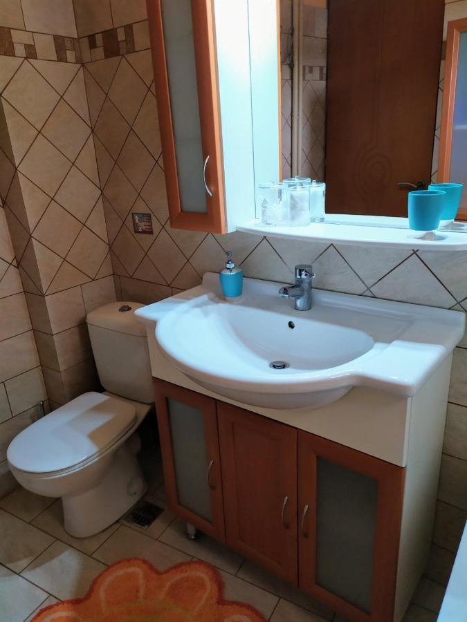Babis Apartment Kavala Exterior photo